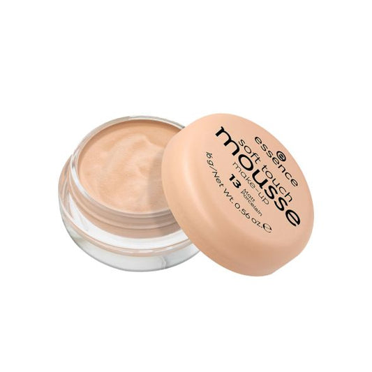 Essence Soft Touch Mousse Make-up 13